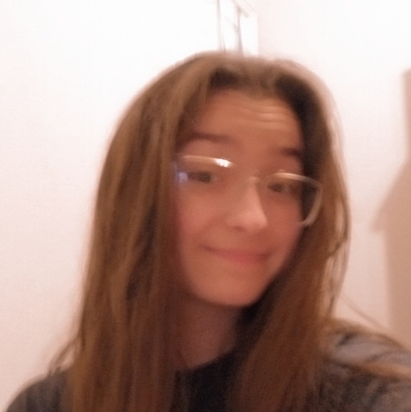 Meet your Posher, Kennedi - Picture 1 of 1